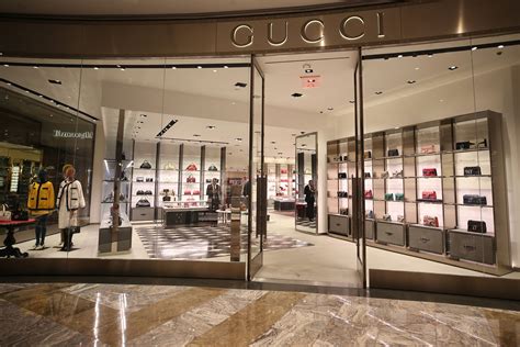 millenials shopping for gucci|gucci luxury brands.